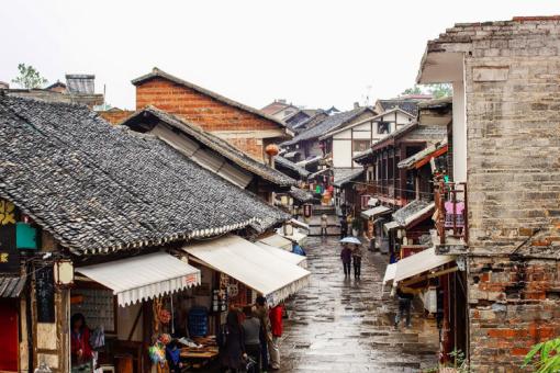 逃离违建房屋4